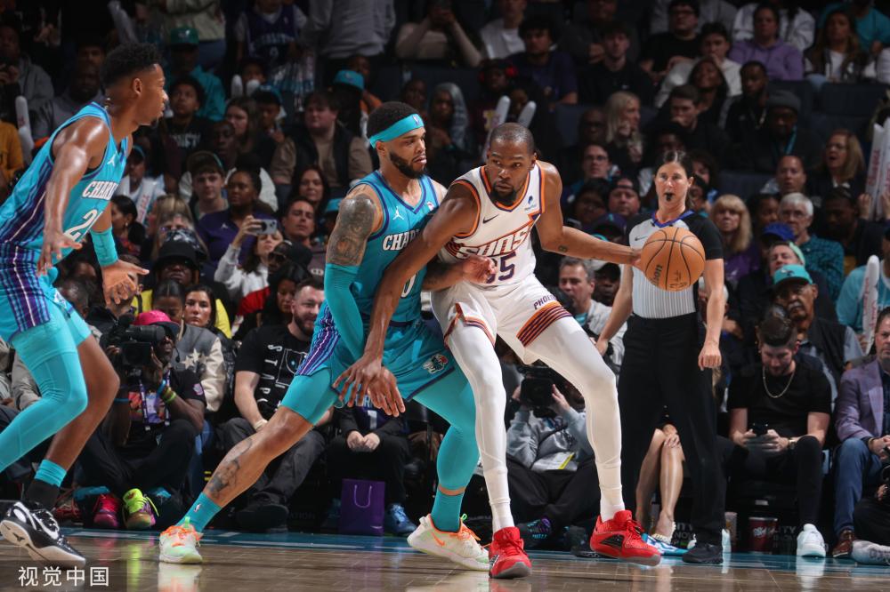 年轻前锋 年轻前锋