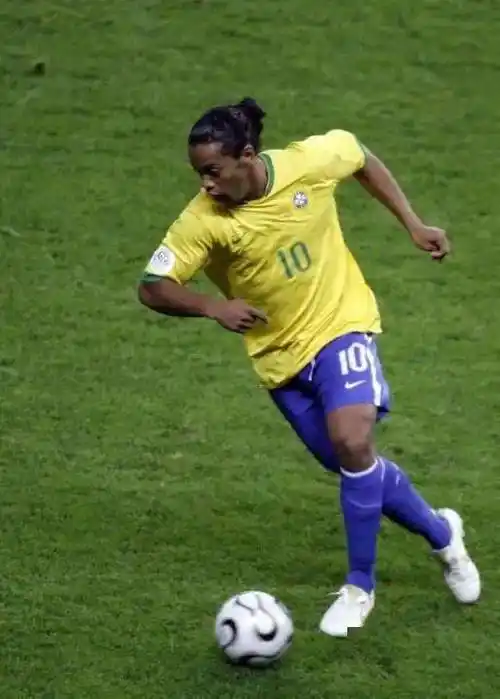 竞争激烈的 竞争激烈的