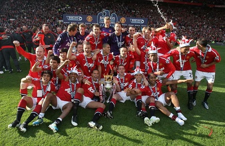 她的比心手 她的比心手