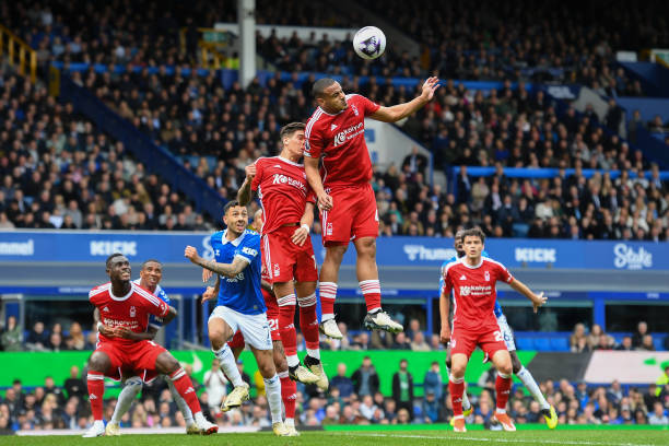 够在国际舞 够在国际舞