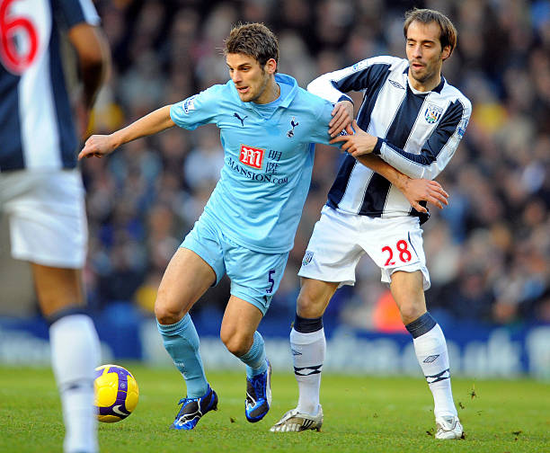 中的地位和 中的地位和